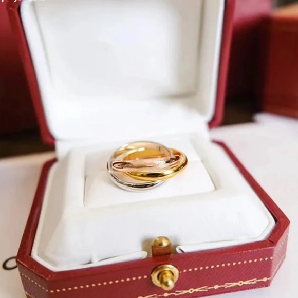 Stunning Homage " Trinity Love Ring " 18k Yellow, White and Rose Gold - Picture 3 of 8